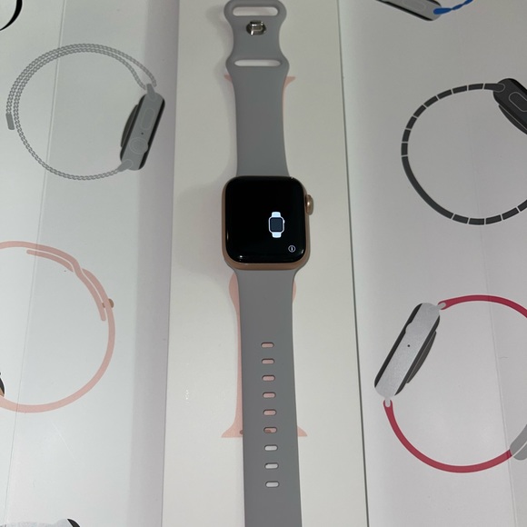 Apple Accessories - Apple Watch rose gold